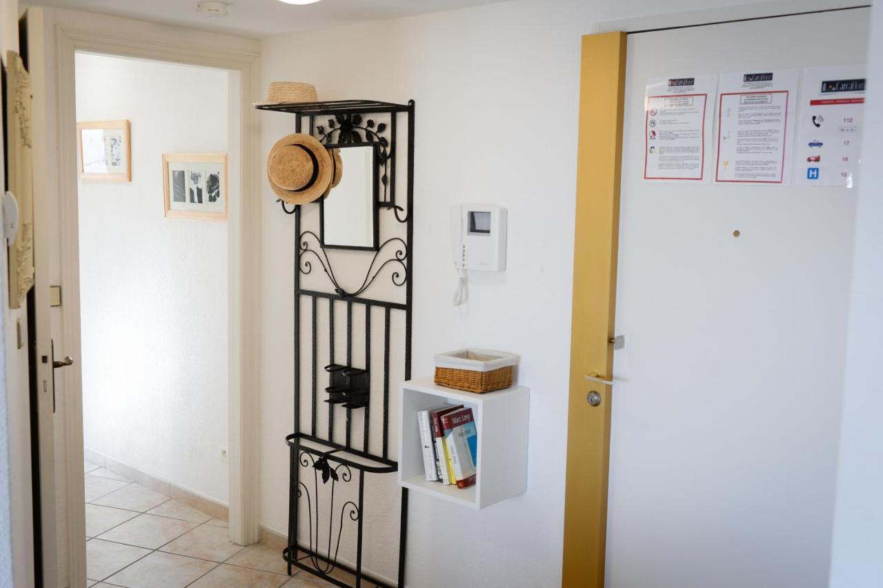 Balcon Sur Canal Apartment Carcassonne Bagian luar foto